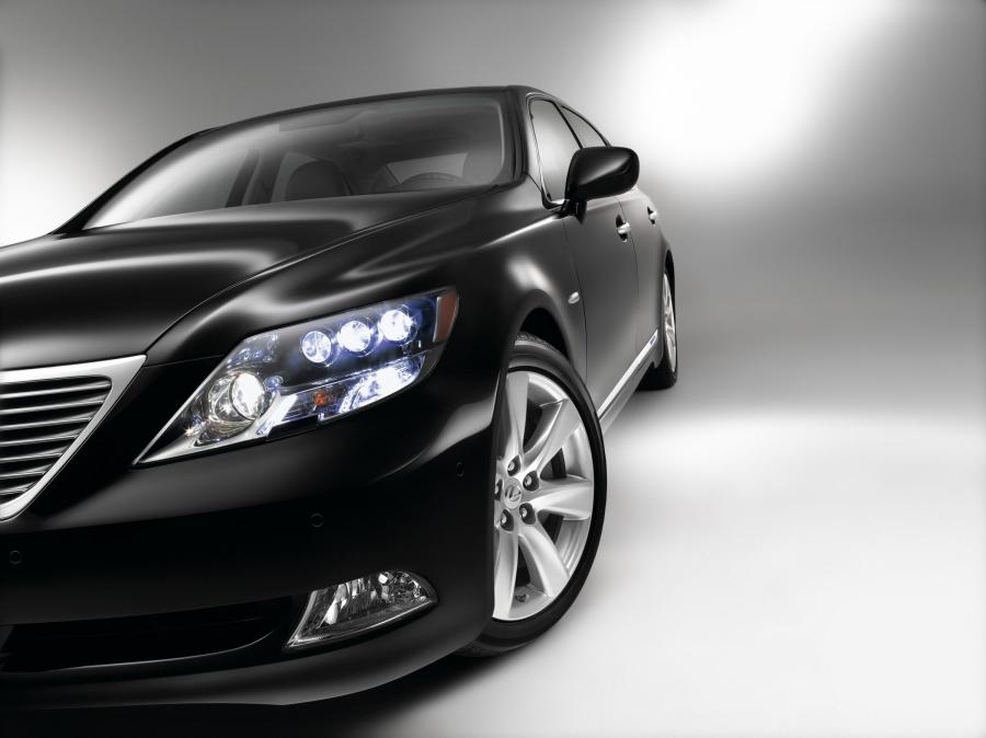  Lexus LS600h L 2007 года  (фото 98 из 224)